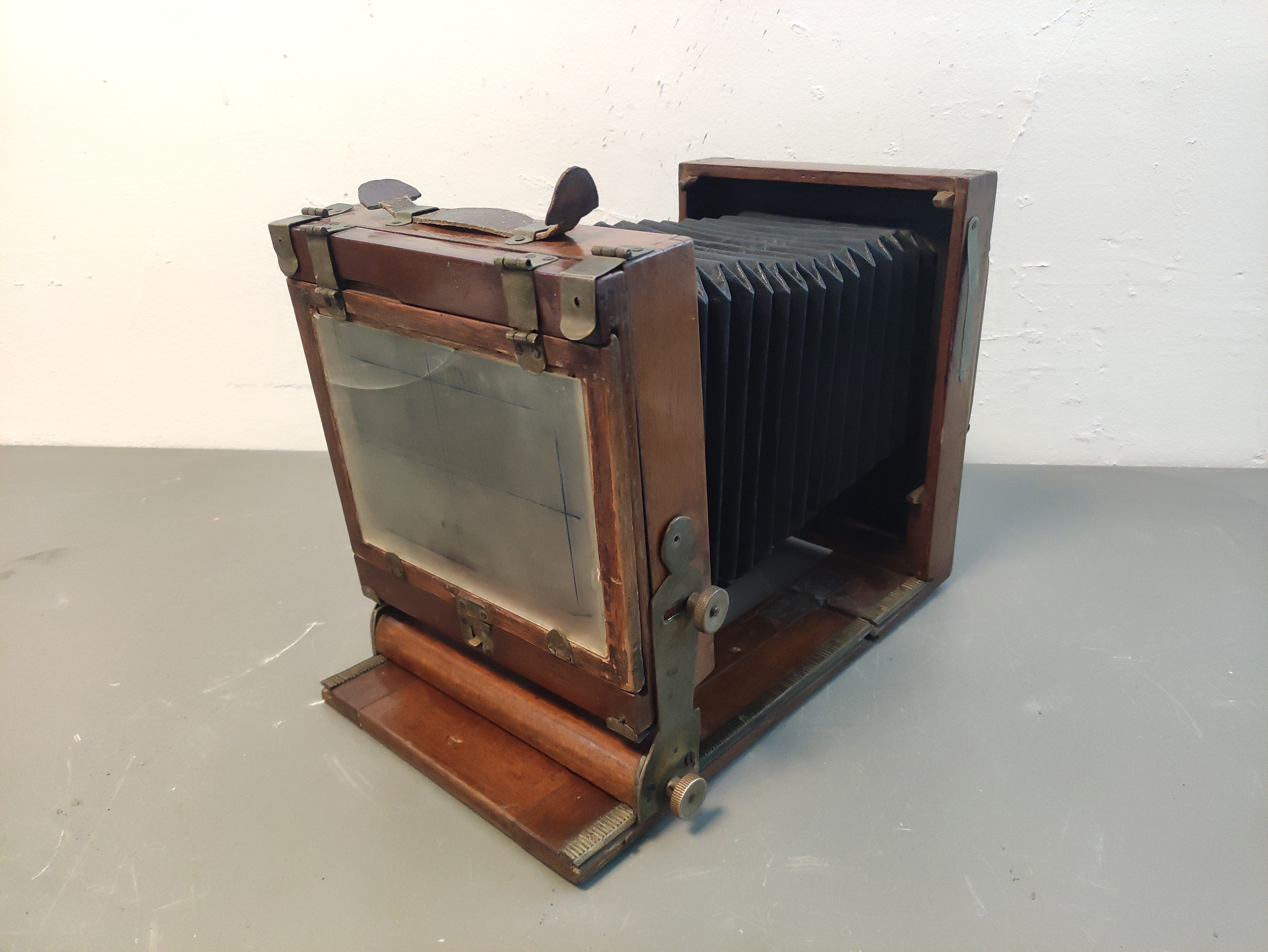 camara foto fuelle portatil madera 29x22x39 1u